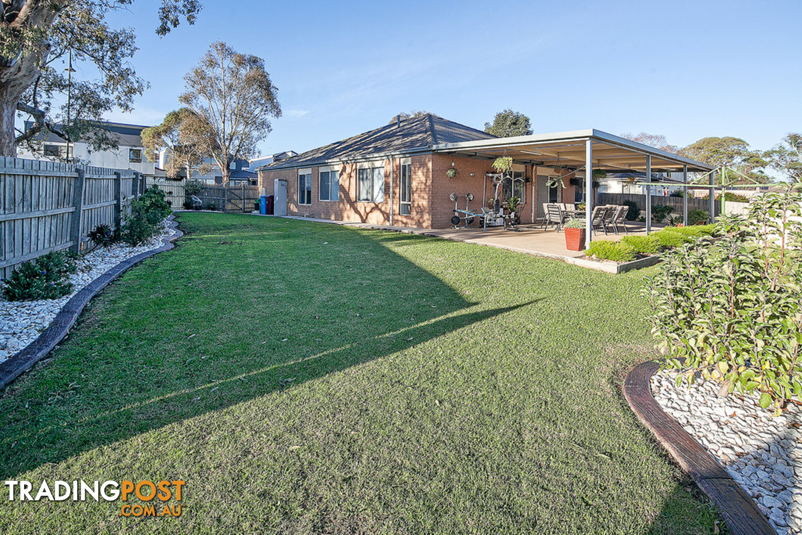 1 Eldershaw Drive LYNBROOK VIC 3975