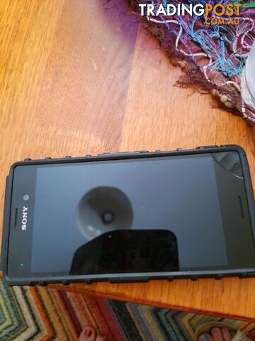 Sony Xperia M4 - photo 2 of 3