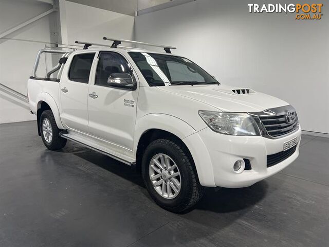 2012 TOYOTA HILUX SR5 4x4 DUAL CAB P UP