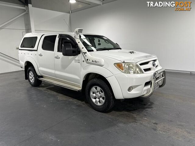 2007 TOYOTA HILUX SR5 (4x4) DUAL CAB P/UP