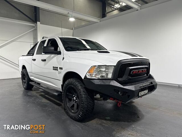 2019 RAM 1500 EXPRESS (4x4) BLACK PACK QUAD CAB UTILITY