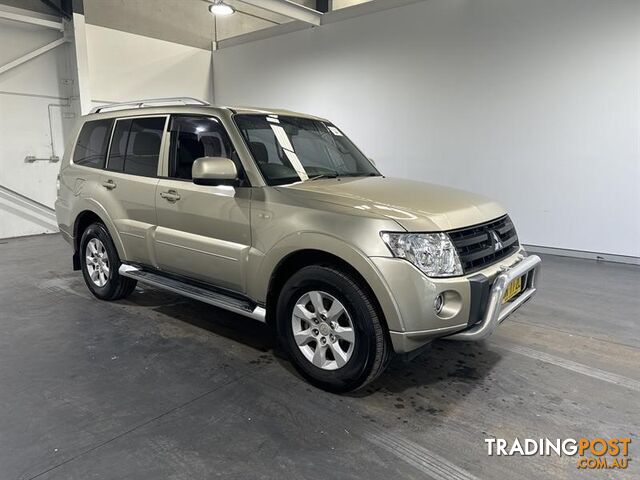 2010 MITSUBISHI PAJERO ACTIV 4D WAGON