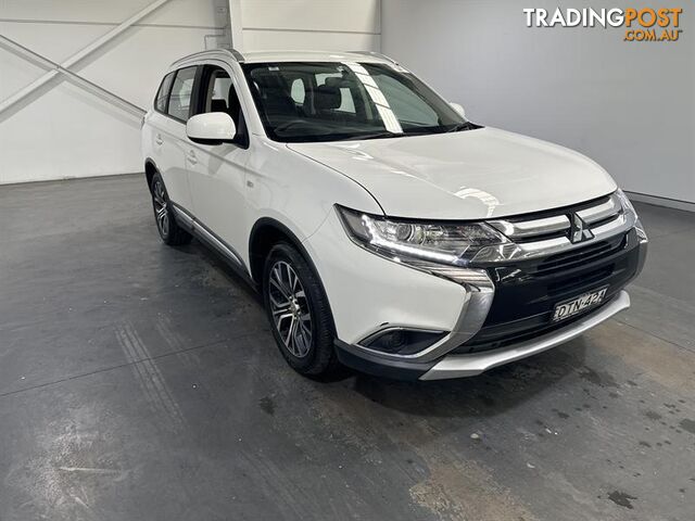 2017 MITSUBISHI OUTLANDER ES 7 SEAT (2WD) 4D WAGON