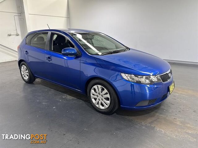 2011 KIA CERATO S 5D HATCHBACK