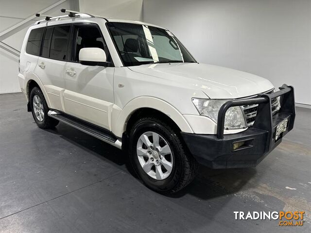 2010 MITSUBISHI PAJERO GLS LWB (4x4) 4D WAGON