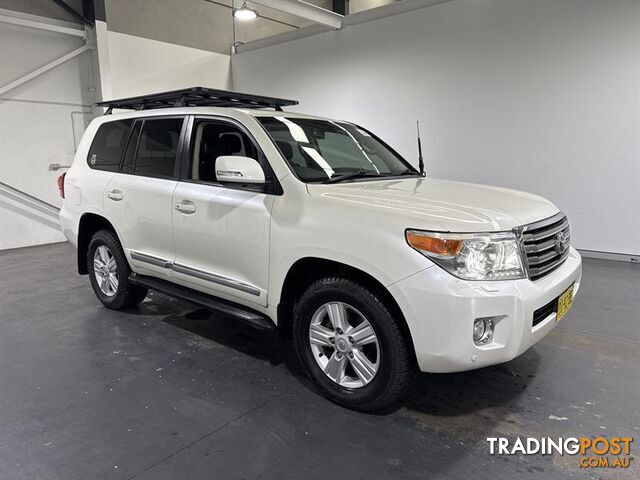 2013 TOYOTA LANDCRUISER SAHARA (4x4) 4D WAGON