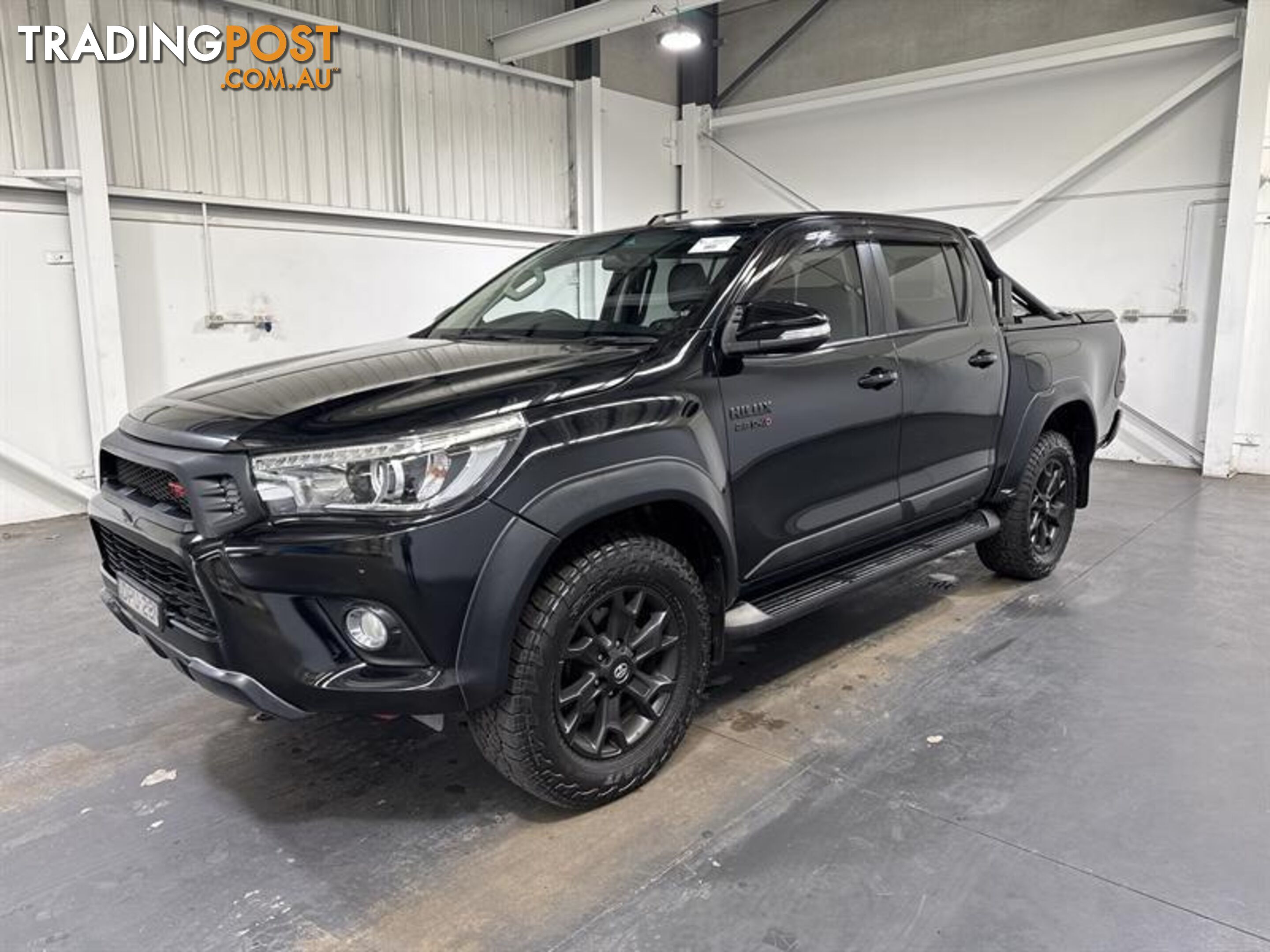 2017 TOYOTA HILUX SR5 (4x4) DUAL CAB UTILITY