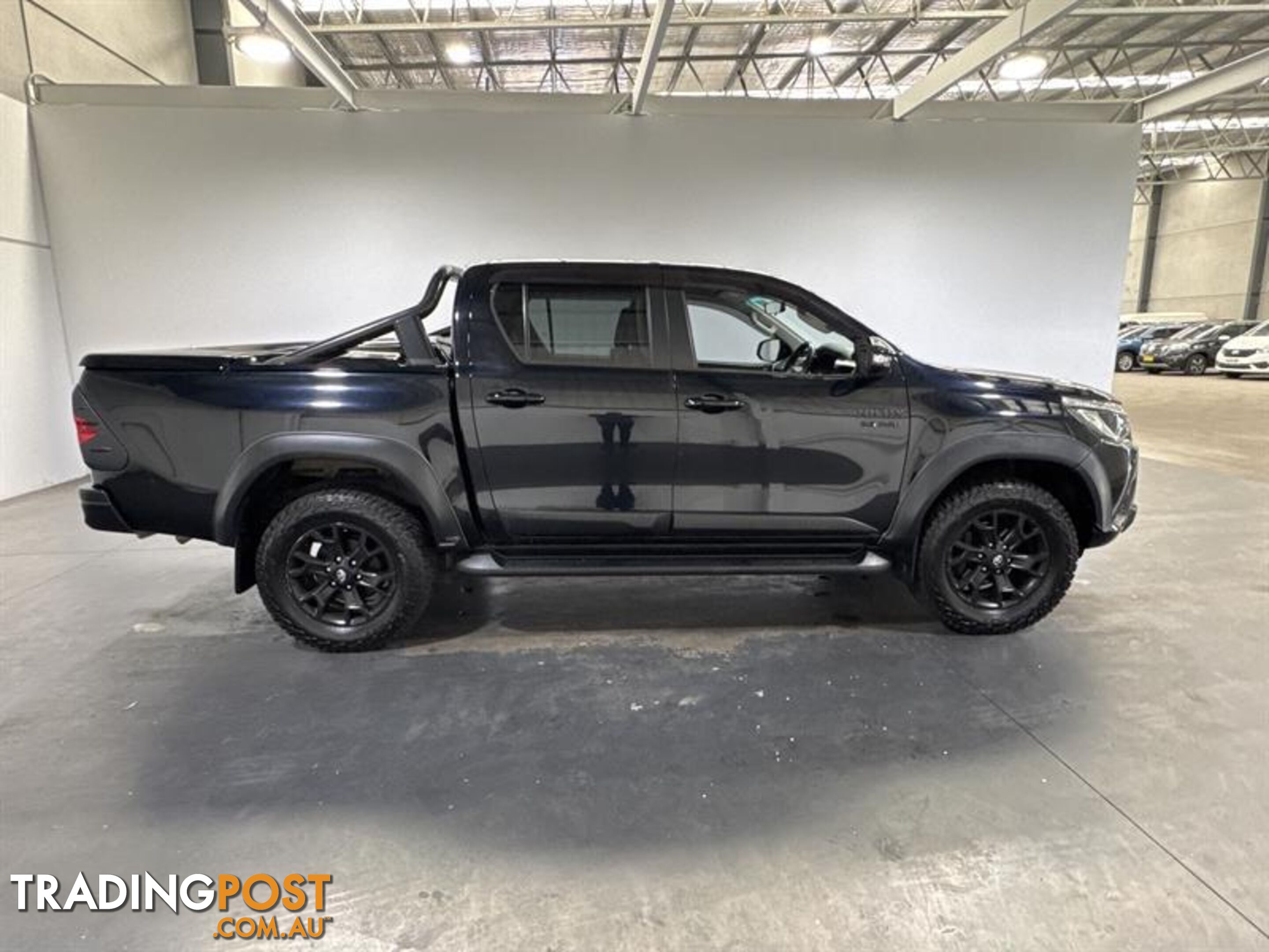 2017 TOYOTA HILUX SR5 (4x4) DUAL CAB UTILITY