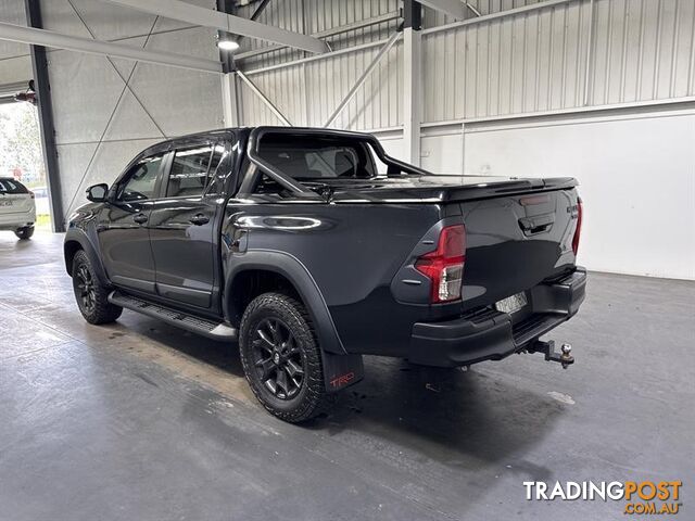 2017 TOYOTA HILUX SR5 (4x4) DUAL CAB UTILITY