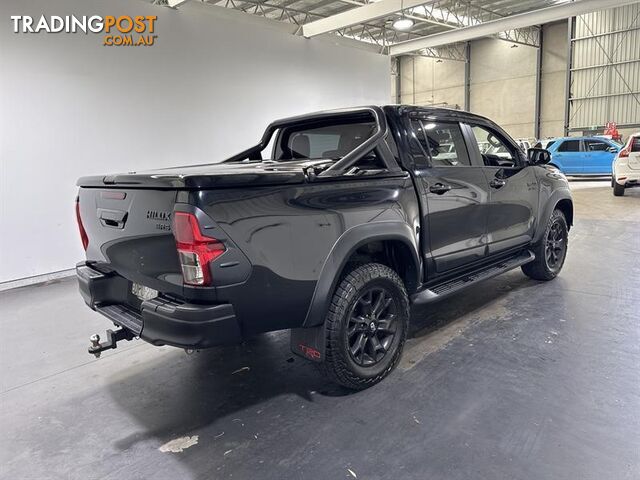 2017 TOYOTA HILUX SR5 (4x4) DUAL CAB UTILITY