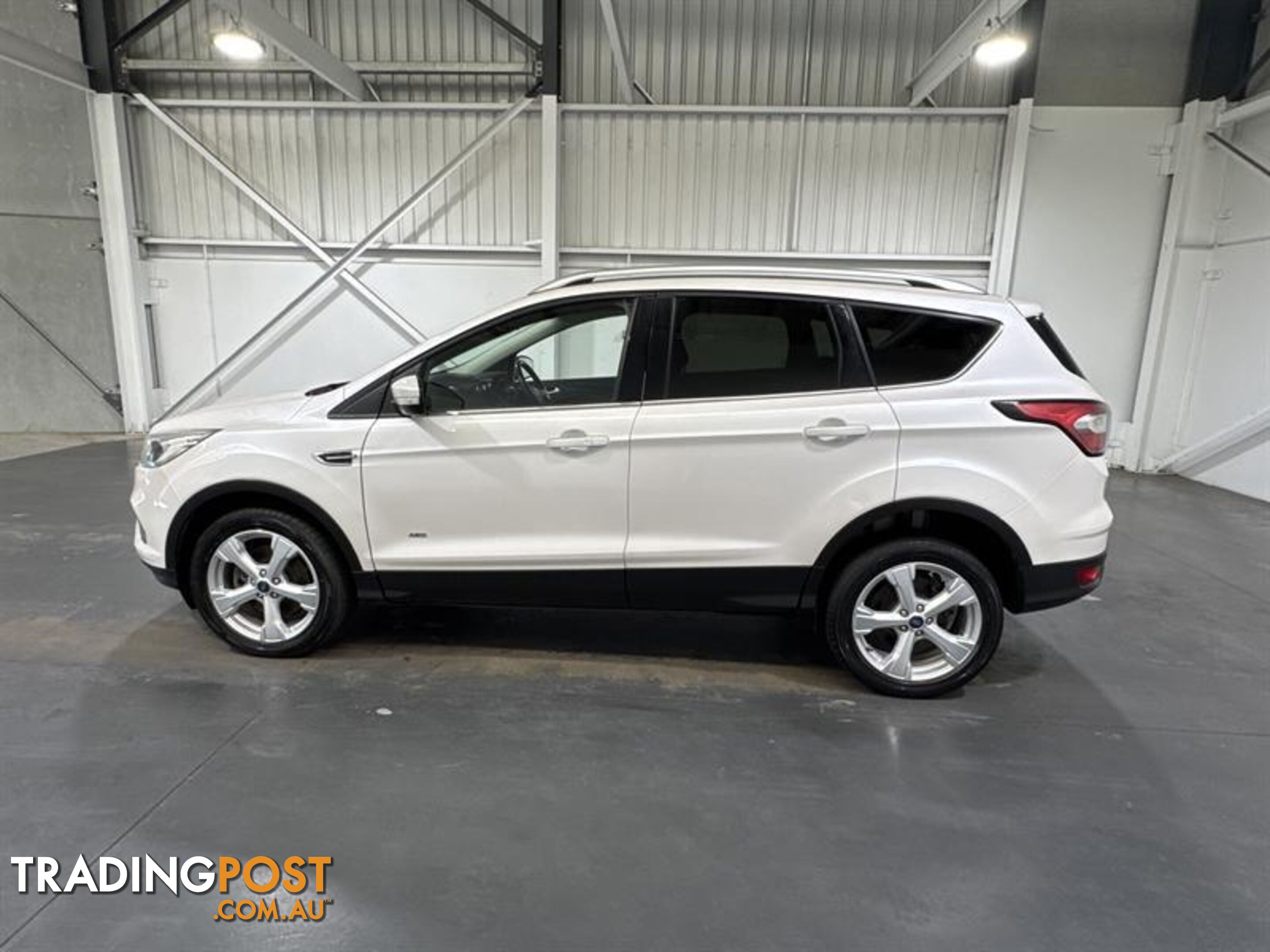 2017 FORD ESCAPE TREND (AWD) 4D WAGON