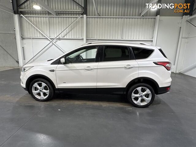 2017 FORD ESCAPE TREND (AWD) 4D WAGON