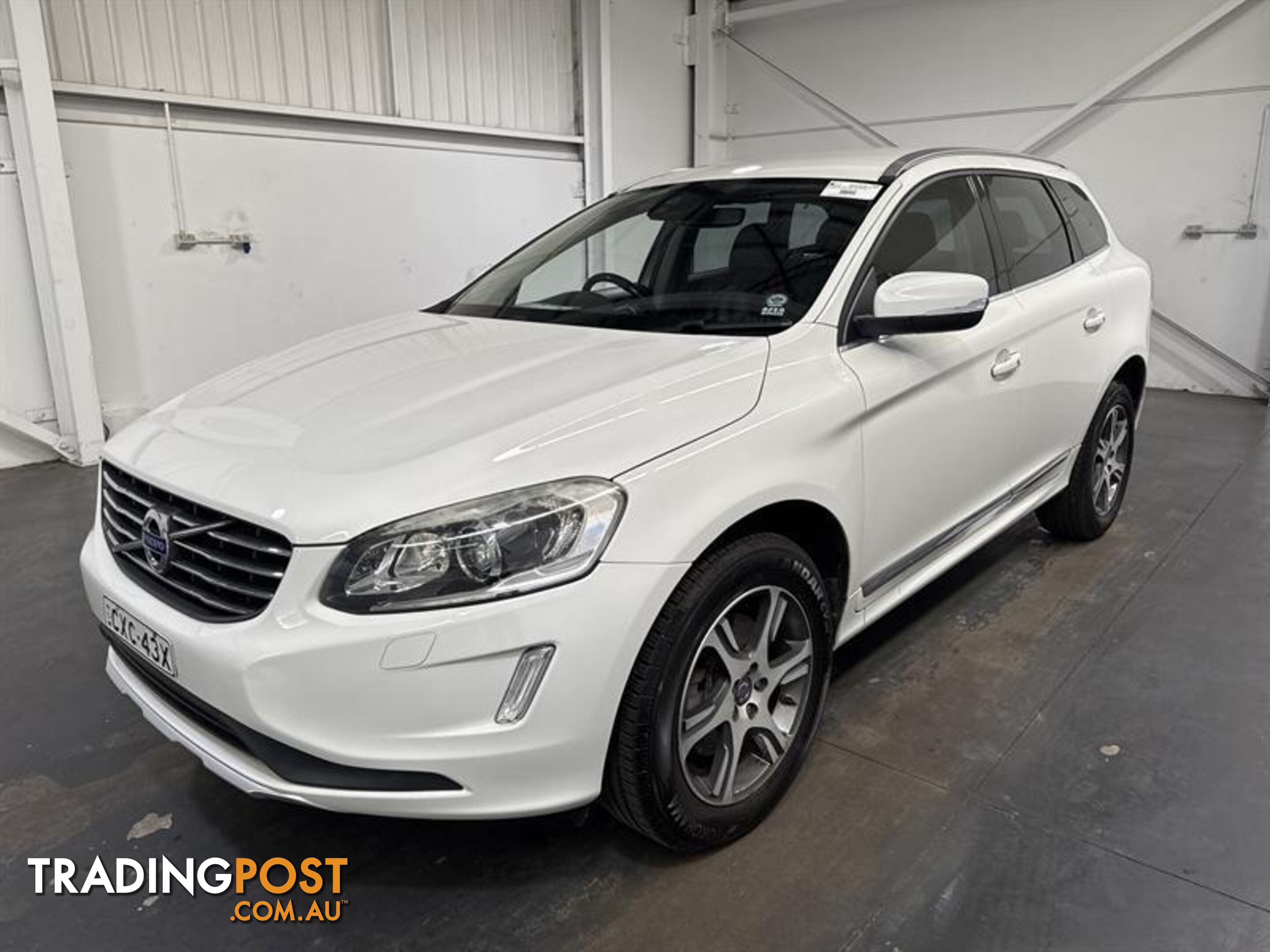 2014 VOLVO XC60 D4 LUXURY 4D WAGON