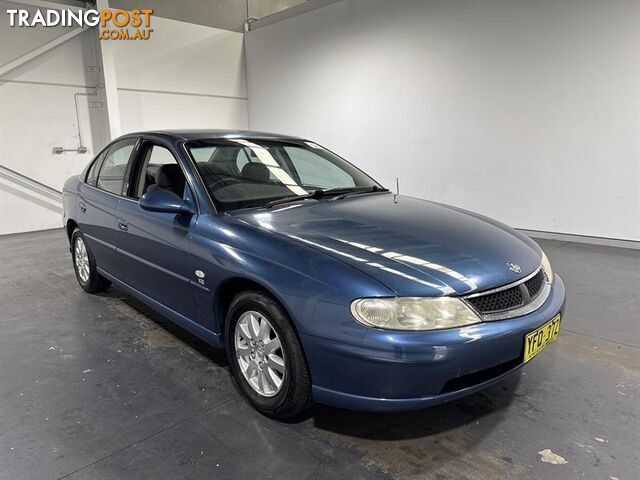 2002 HOLDEN BERLINA  4D SEDAN