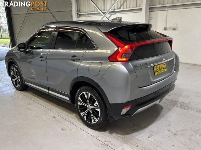 2017 MITSUBISHI ECLIPSE CROSS EXCEED (AWD) 4D WAGON - photo 4 of 12