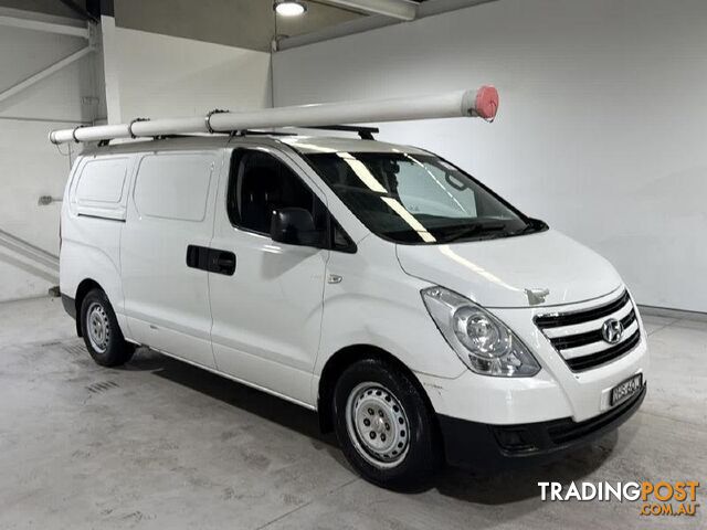 2016 HYUNDAI iLOAD 3S LIFTBACK 4D VAN