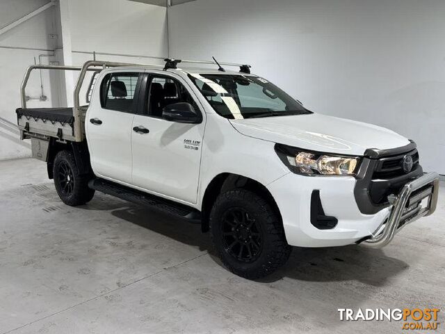 2020 TOYOTA HILUX SR (4x4) DOUBLE C/CHAS