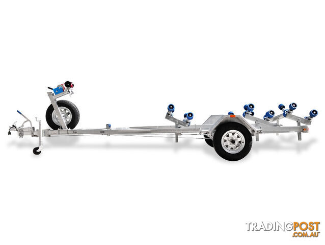 4900 Boat Trailer with Disc Brakes  - photo 4 of 13