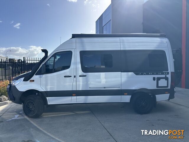Trakka Jabiru J2M AWD - photo 2 of 56