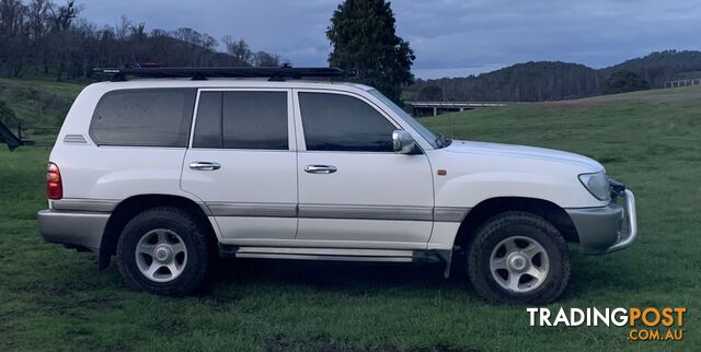 2001 Toyota Landcruiser Anniversary Sedan Automatic