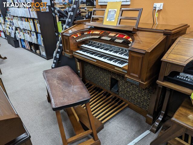 Baldwin Cinema III 233 Theatre Organ 25 Note - photo 4 of 7