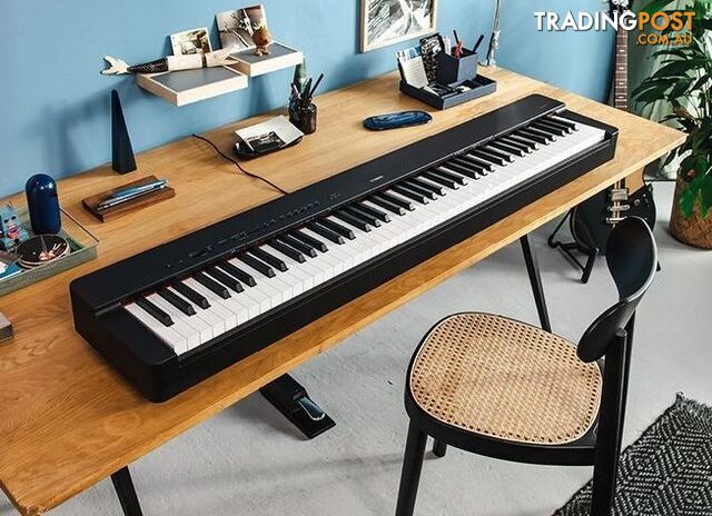 P225B Black Yamaha compact, 88-key weighted action digital piano