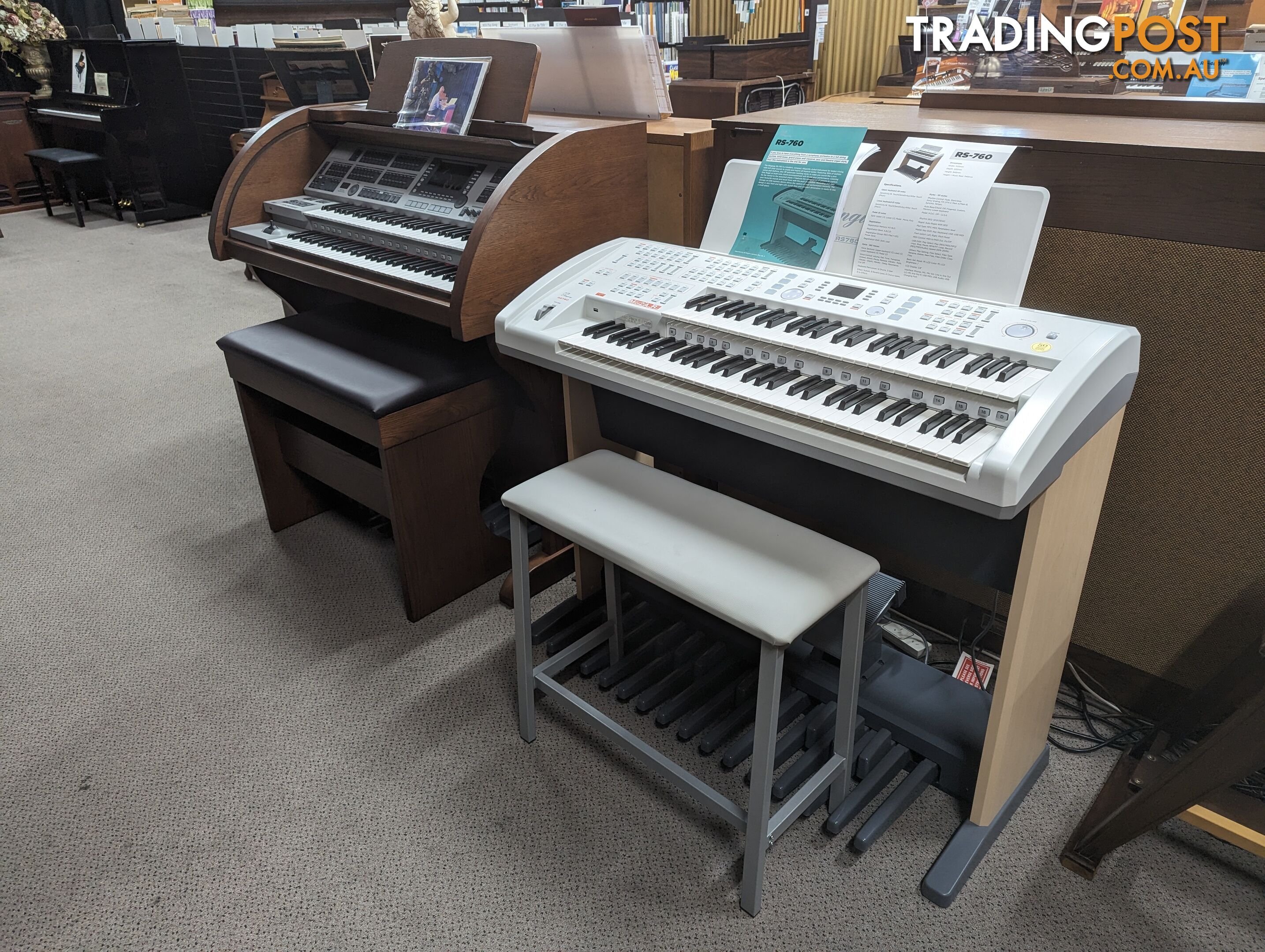 Ringway Electronic Organ RS-760