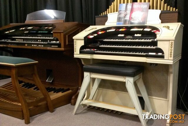 Conn Organ 580 Theatrette, Ivory & Gold Series II - NOW SOLD