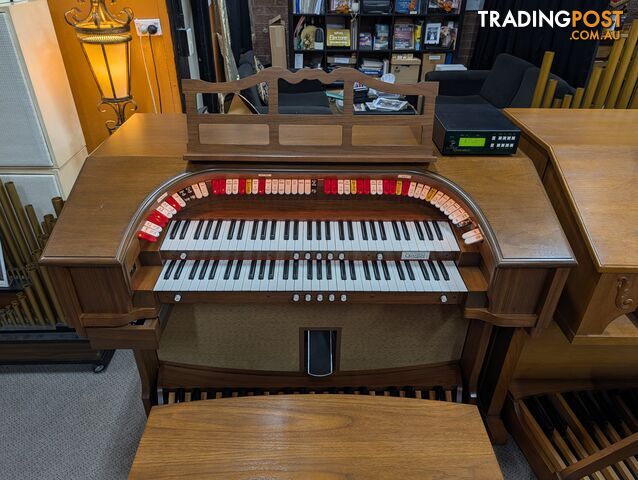 Allen Q211 Renaissance Quantum â 2 Manual Theatre & Classical Organ - photo 4 of 6