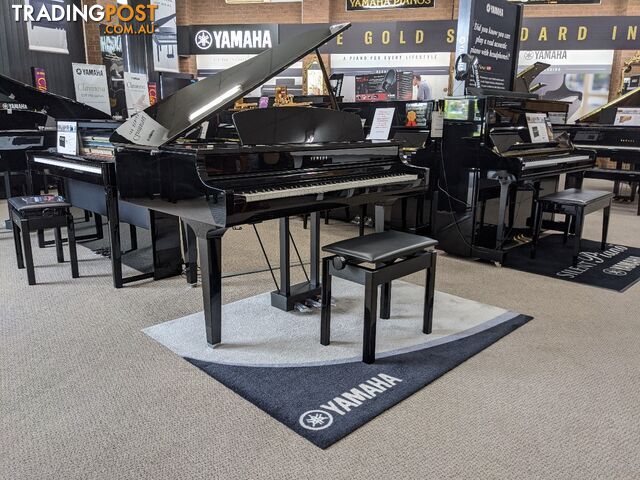 Yamaha Clavinova Digital Piano - CLP795GP Polished Ebony 