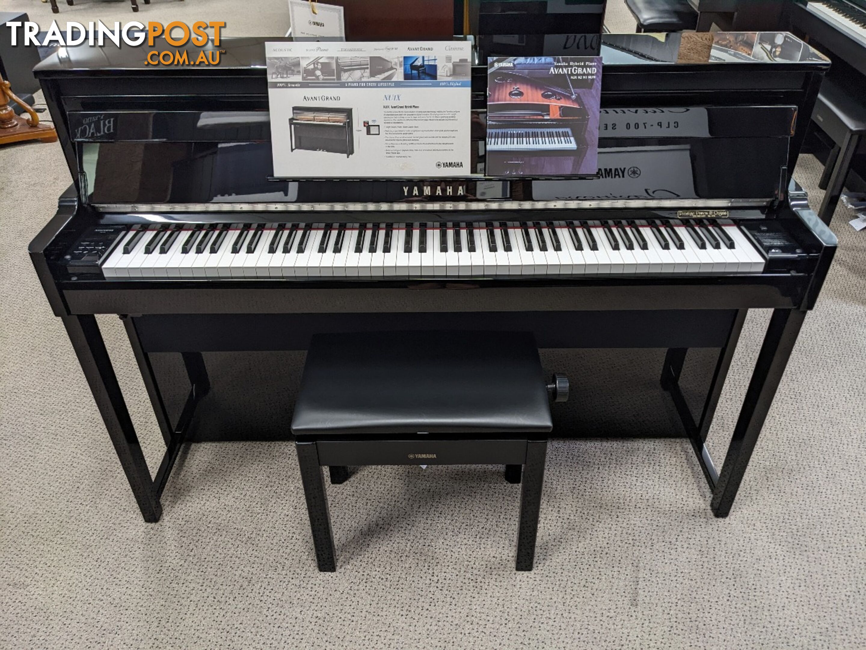 Yamaha AvantGrand Upright Hybrid Piano  NU1X