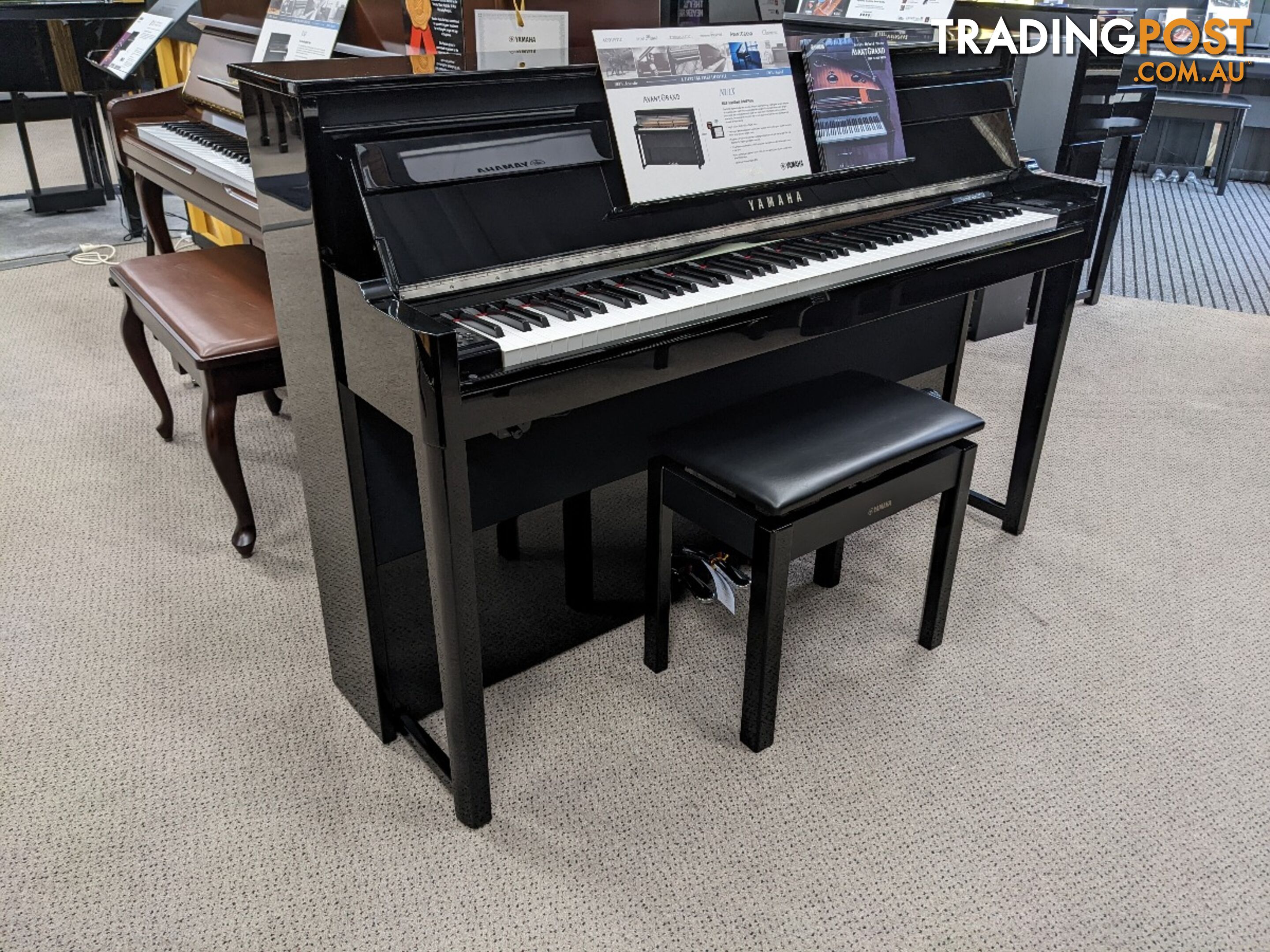 Yamaha AvantGrand Upright Hybrid Piano  NU1X