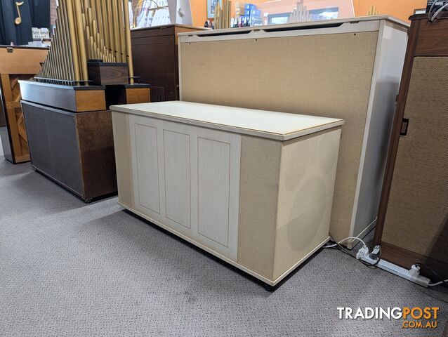 Rodgers 321 Trio Theatre-Style Organ â Ivory Cabinet - photo 4 of 6