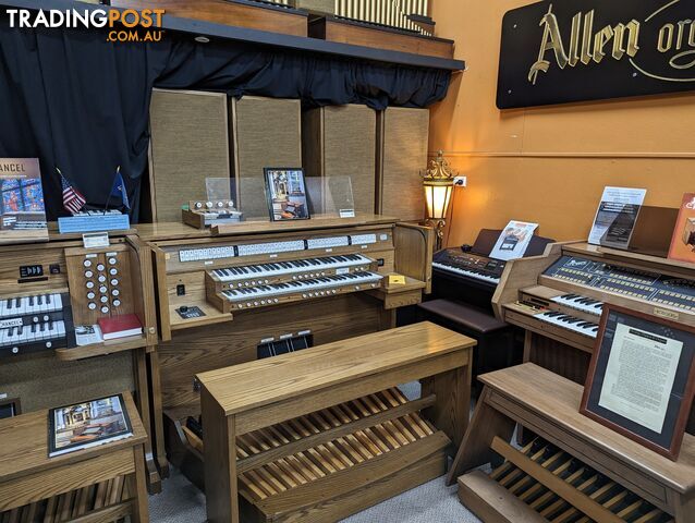 Allen Classical Organ AP17e Protege 33 Stop Organ with 4 X HC15' Speakers