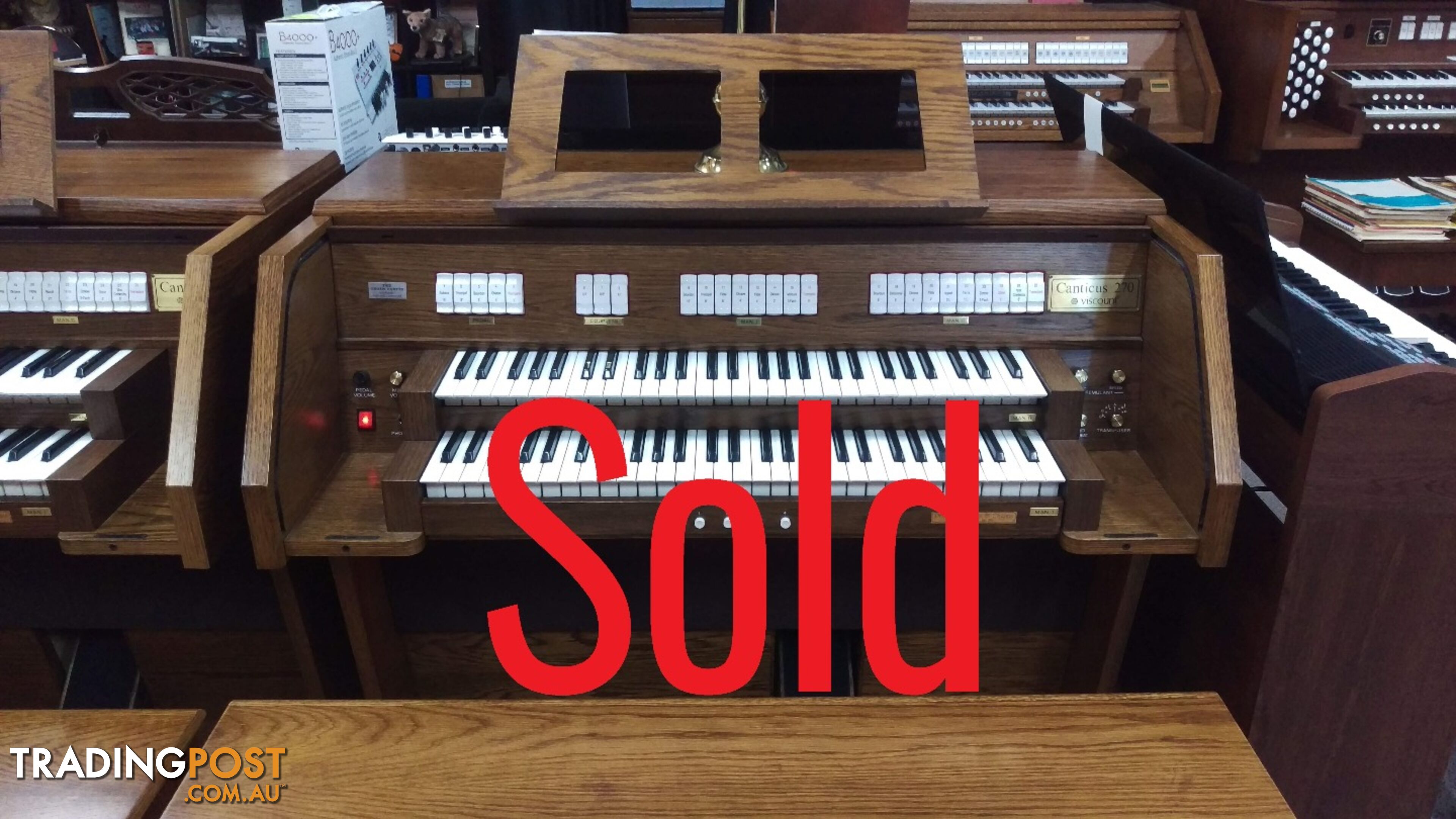 Viscount Canticus 270 Classical Organ ~ Now Sold ~ with a 27 flat radiating pedal board