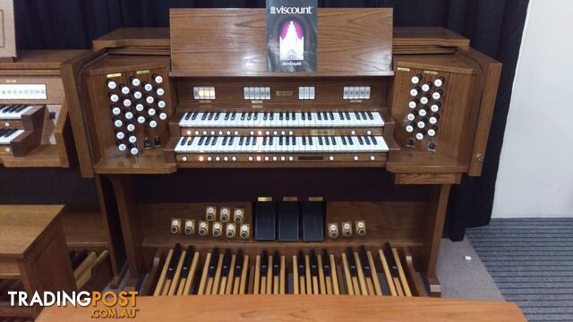 SOLD - Viscount Classical Organ Model Cantata