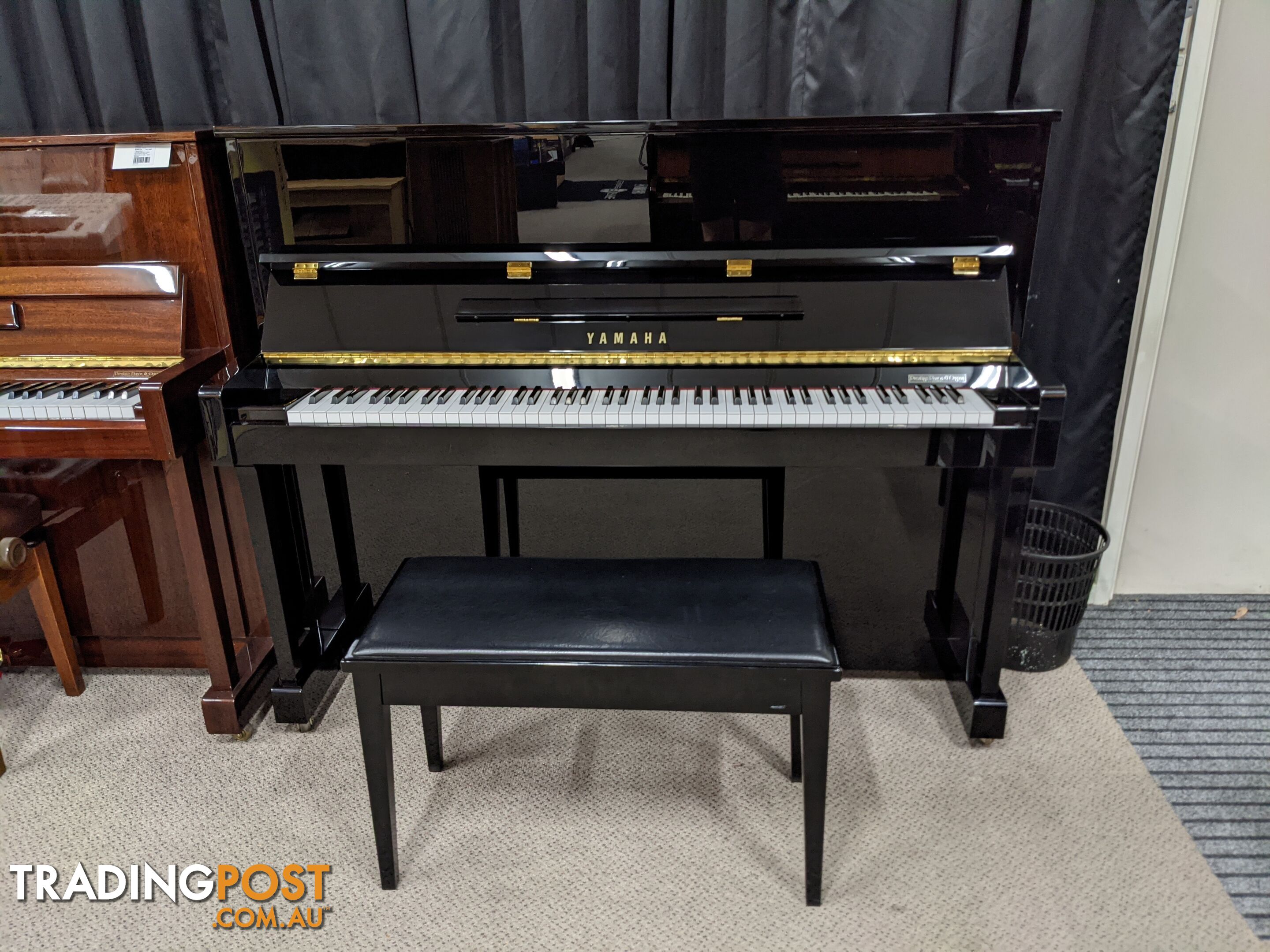 Yamaha 121cm Upright Piano  T121 in Polished Ebony