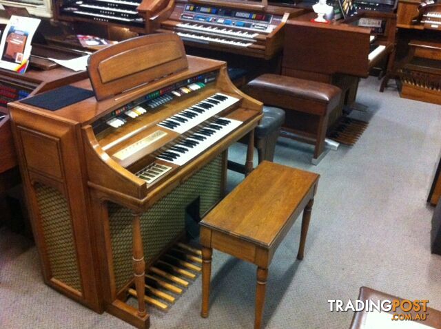 Gulbransen Organ Series 400