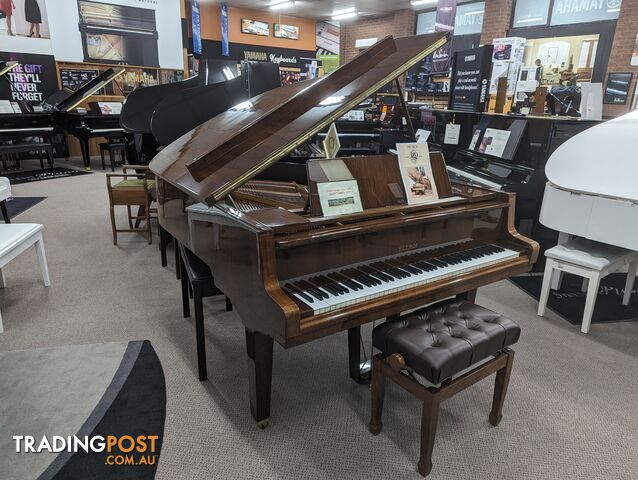 Petrof Model IV 172cm Grand Piano Walnut Polished 1978