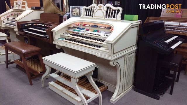 Wurlitzer Theatre Organ 950TA Deluxe Ivory & Gold Finish