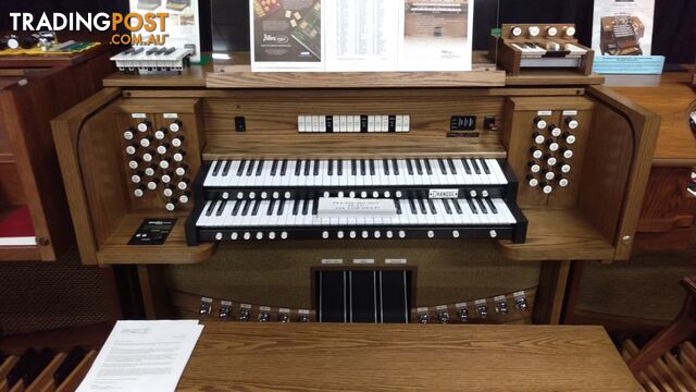 Allen Classic Organs CF-17 DK Two Manuals | 33 Stops (39 Stops with GeniSys...