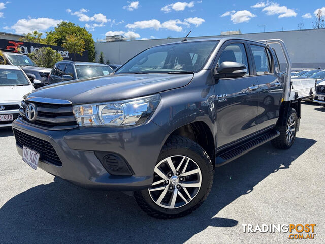 2017 TOYOTA HILUX SR DOUBLE CAB PICK UP