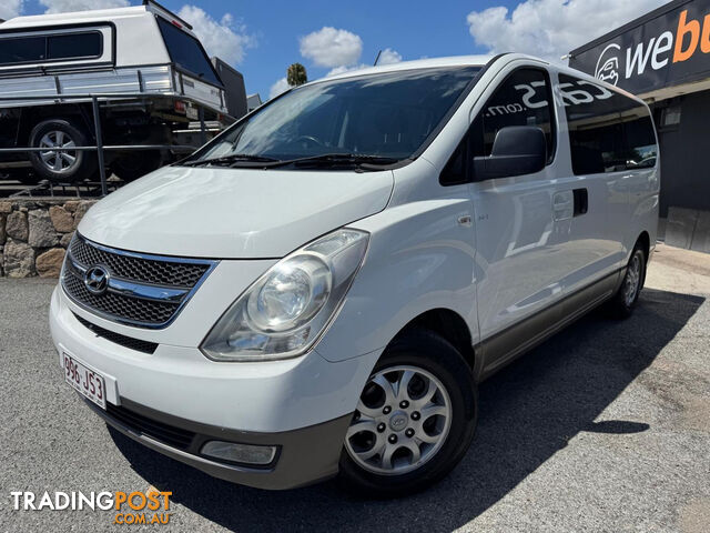 2011 HYUNDAI IMAX  TQ-W PEOPLE MOVER