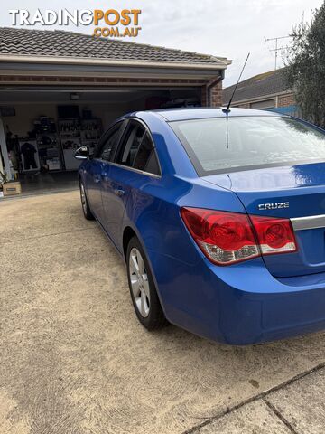 2011 Holden Cruze JG CDX Sedan Manual - photo 4 of 12