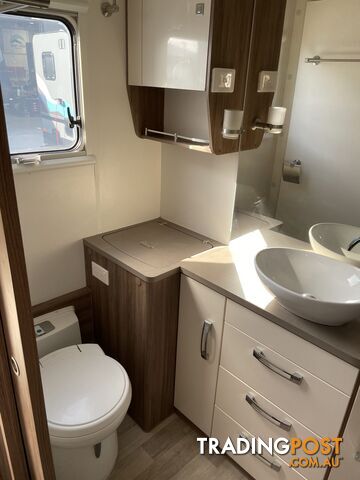 Used JAYCO SILVERLINE 21.654