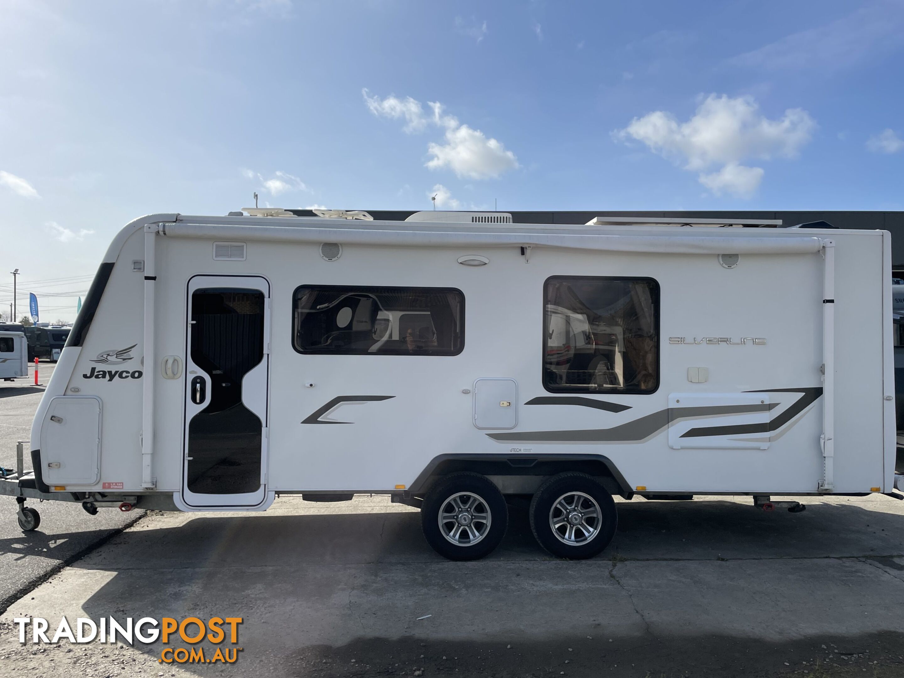 Used JAYCO SILVERLINE 21.654