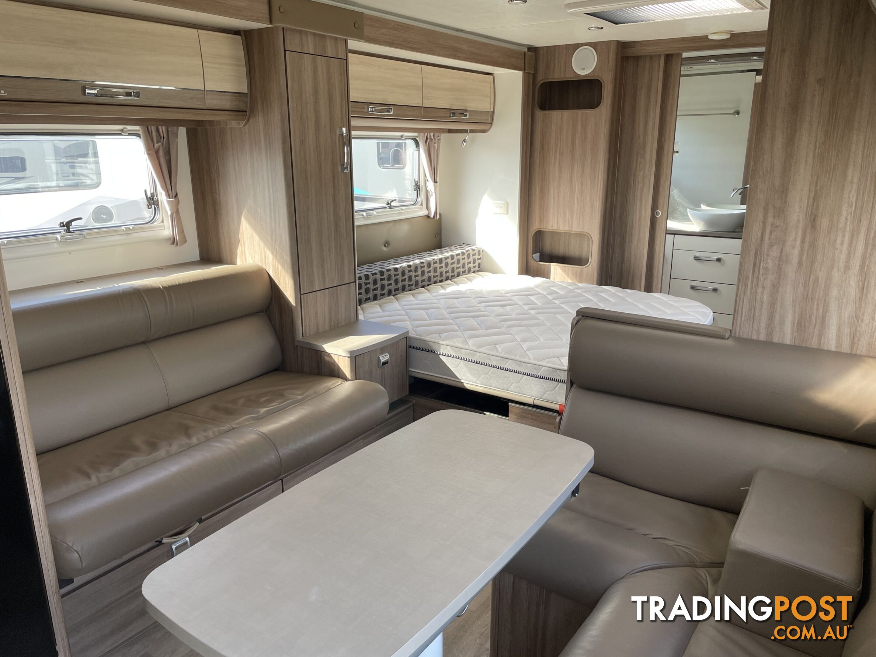 Used JAYCO SILVERLINE 21.654