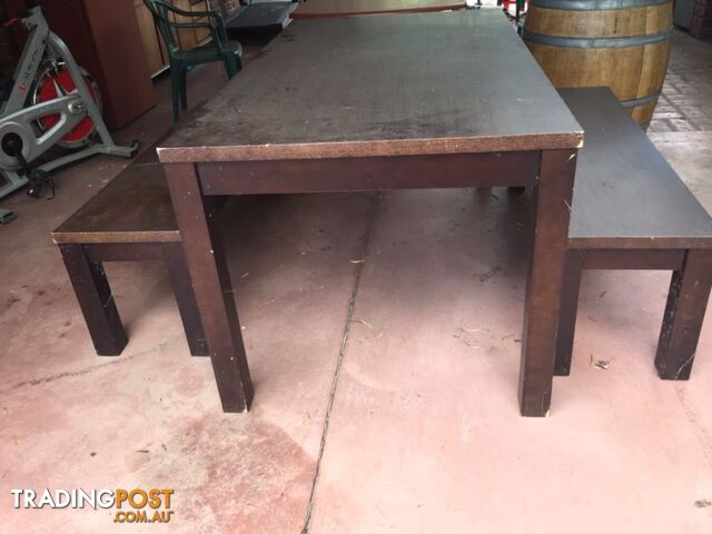 Outdoor table - photo 2 of 3