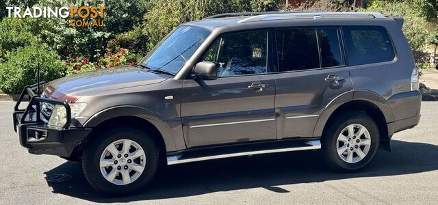 2011 MITSUBISHI PAJERO  NT MY11 WAGON - photo 5 of 35