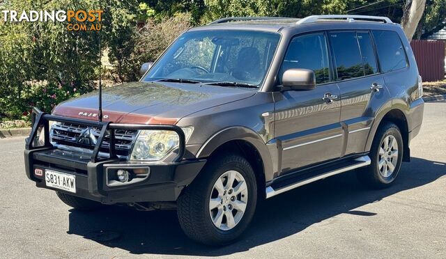 2011 MITSUBISHI PAJERO  NT MY11 WAGON - photo 4 of 35